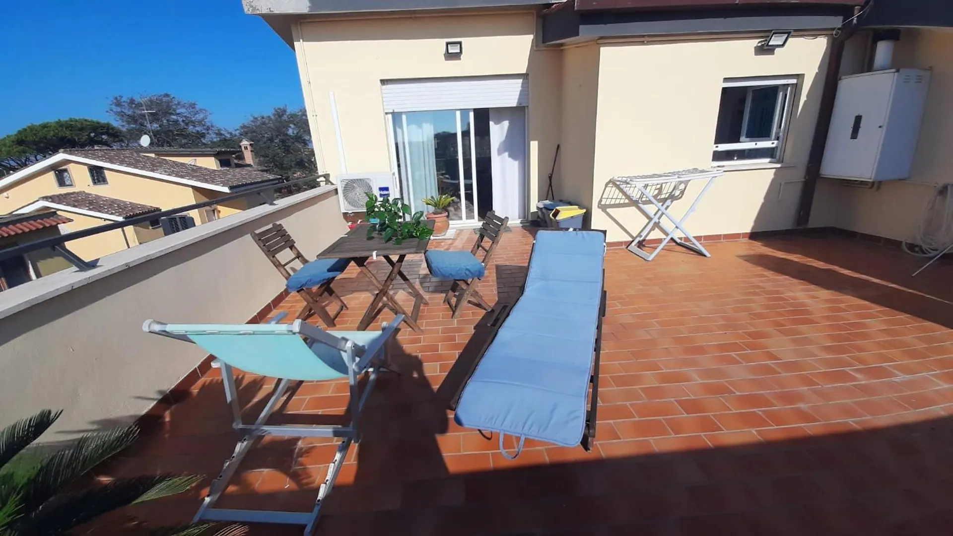 شقة La Terrazza Sul Faro فيوميتشينو إيطاليا